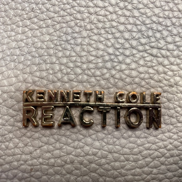 Kenneth Cole Tote Bag - Picture 2 of 5